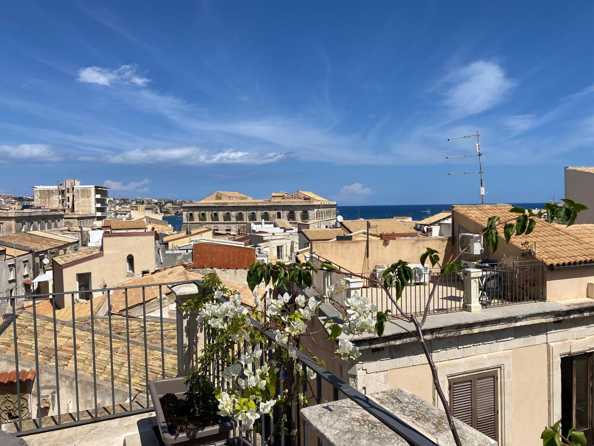 Alma Maris Terrazza Al Tempio By Bed&Bros Apartamento Syracuse Exterior foto